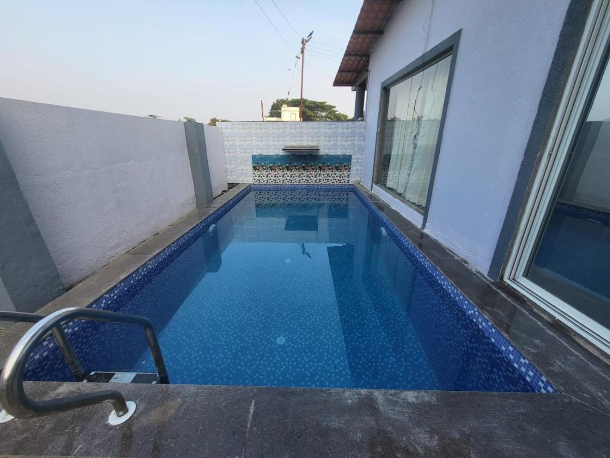 로나발라 Nazrana 2Bhk 빌라 외부 사진