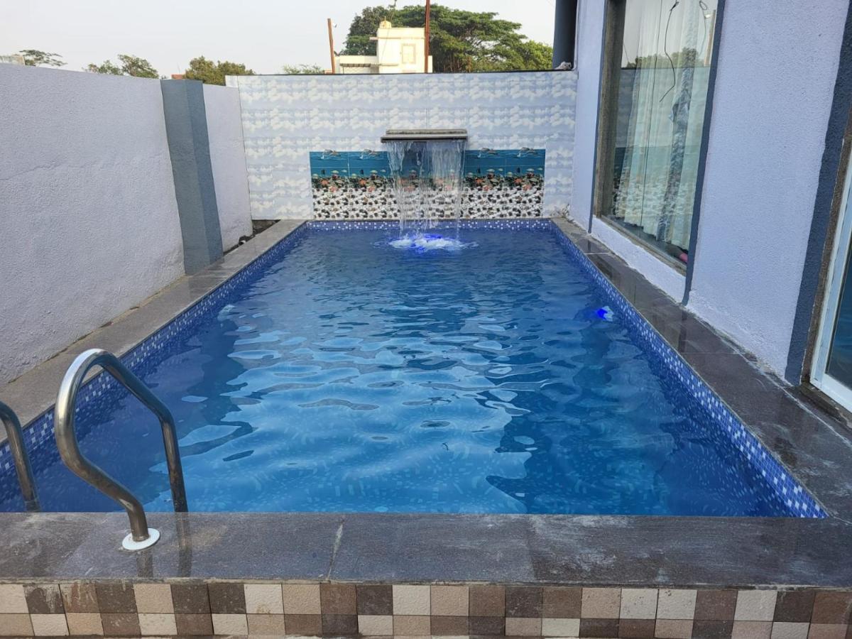 로나발라 Nazrana 2Bhk 빌라 외부 사진